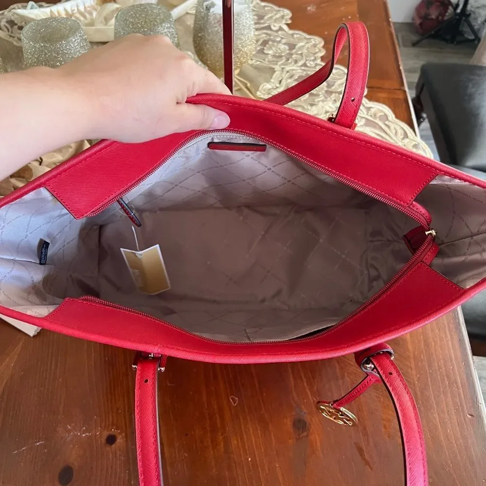 Michael Kors LG tote & wallet